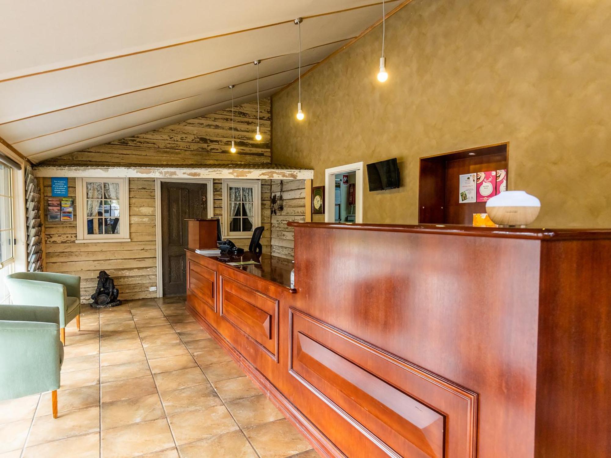 Nrma Ballarat Holiday Park מראה חיצוני תמונה