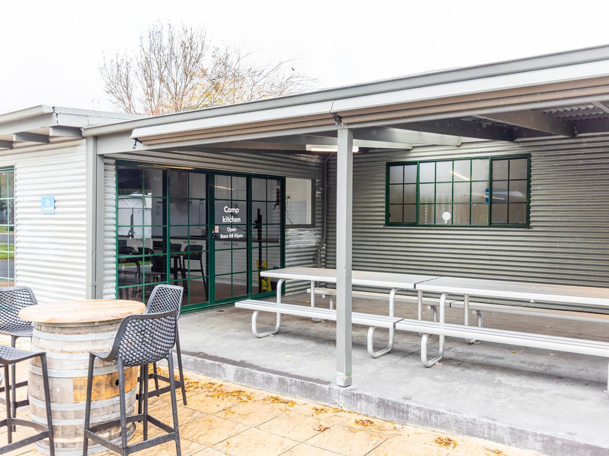 Nrma Ballarat Holiday Park מראה חיצוני תמונה