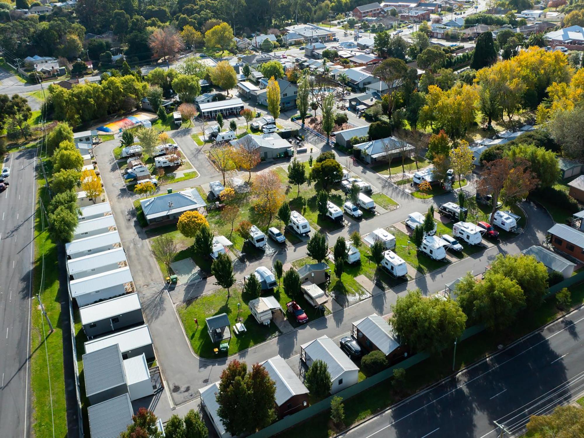 Nrma Ballarat Holiday Park מראה חיצוני תמונה