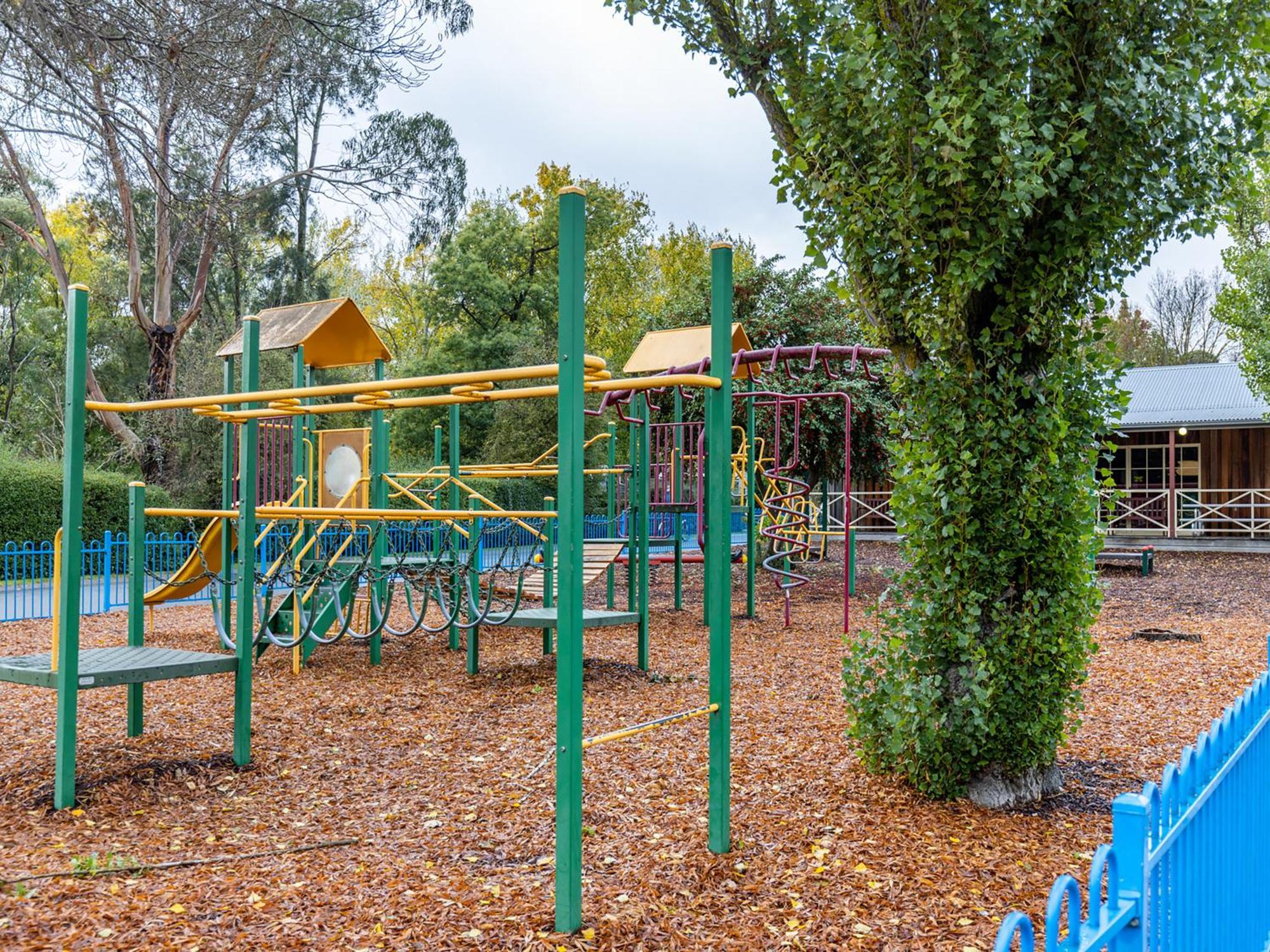 Nrma Ballarat Holiday Park מראה חיצוני תמונה