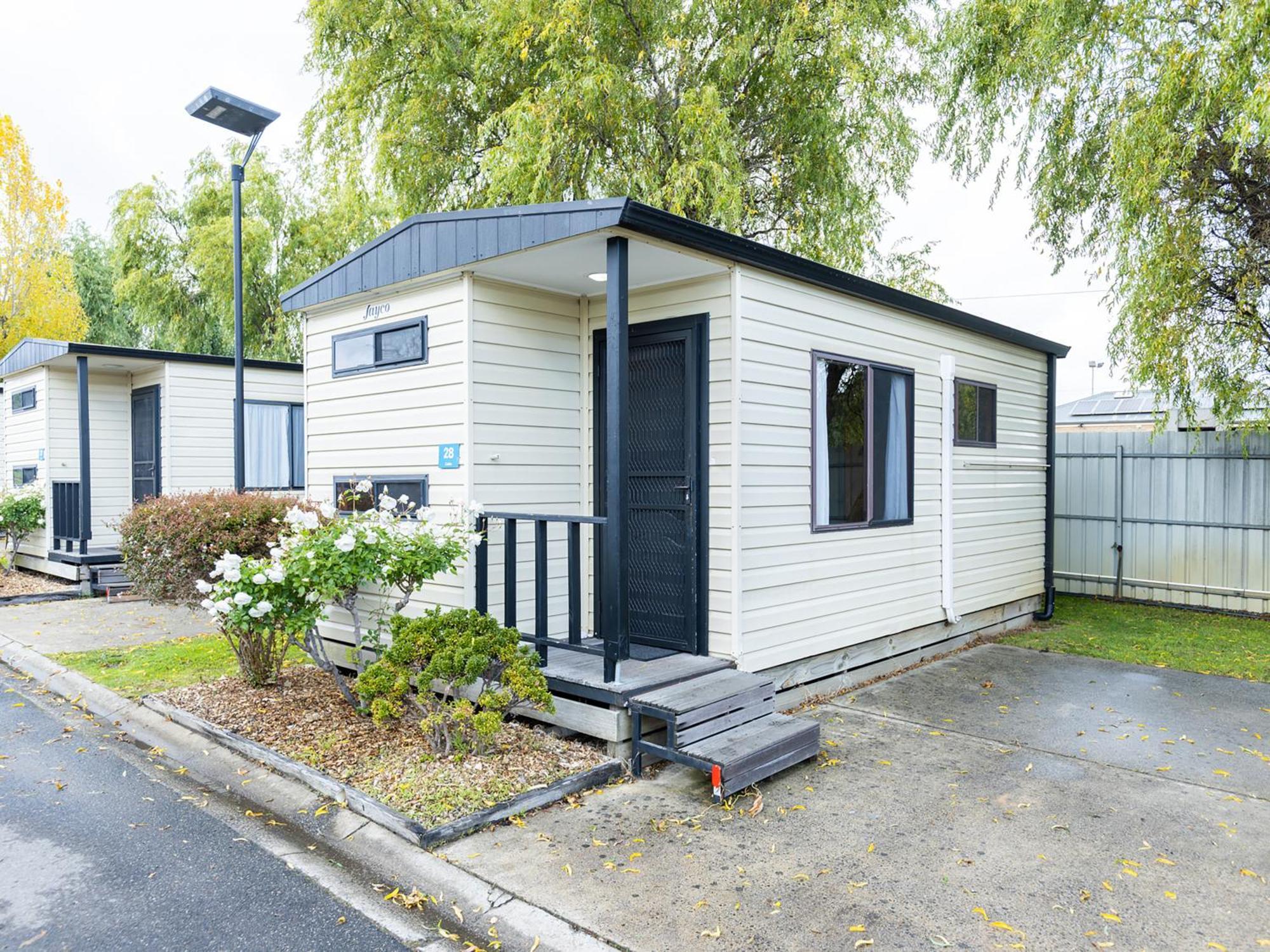 Nrma Ballarat Holiday Park חדר תמונה