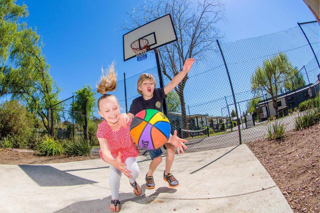 Nrma Ballarat Holiday Park מראה חיצוני תמונה